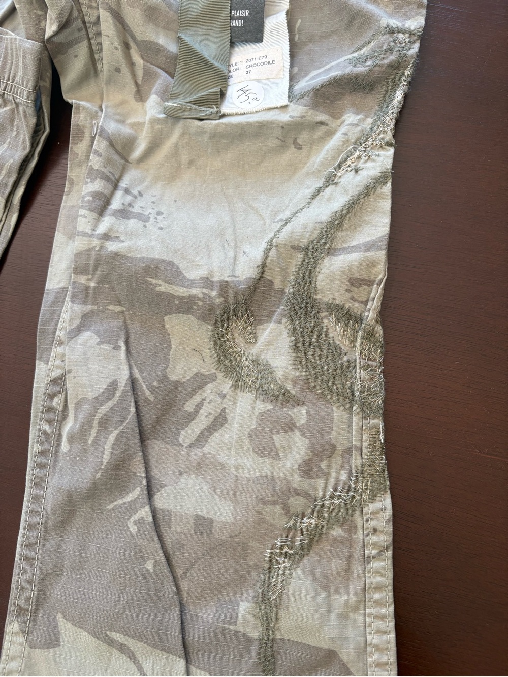 Light Tan Camouflage Cargo Pants - Picture 4 of 4